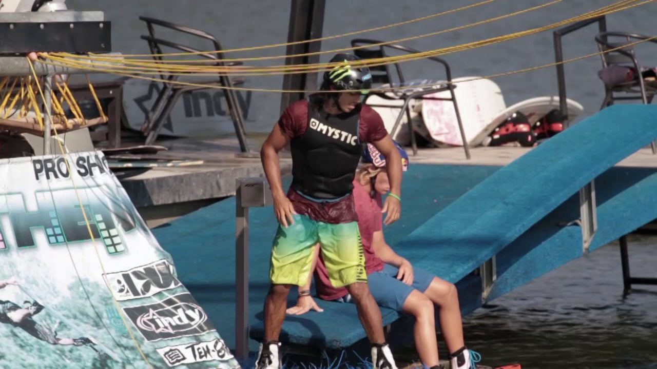 Short early morning session with Lior Sofer at Anthem Wakepark