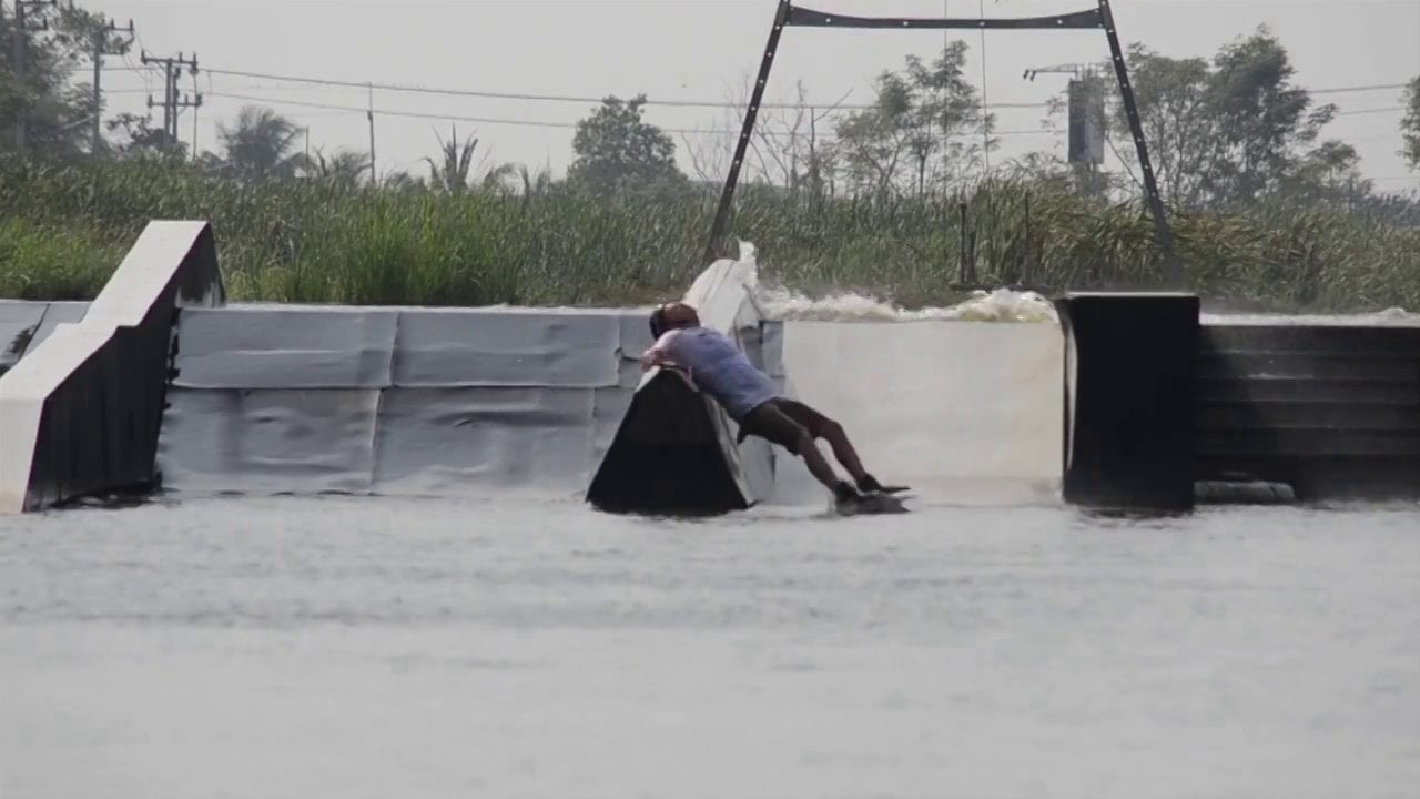 Filip Snabb – Blakka (a blakkatastic wakeboard edit)