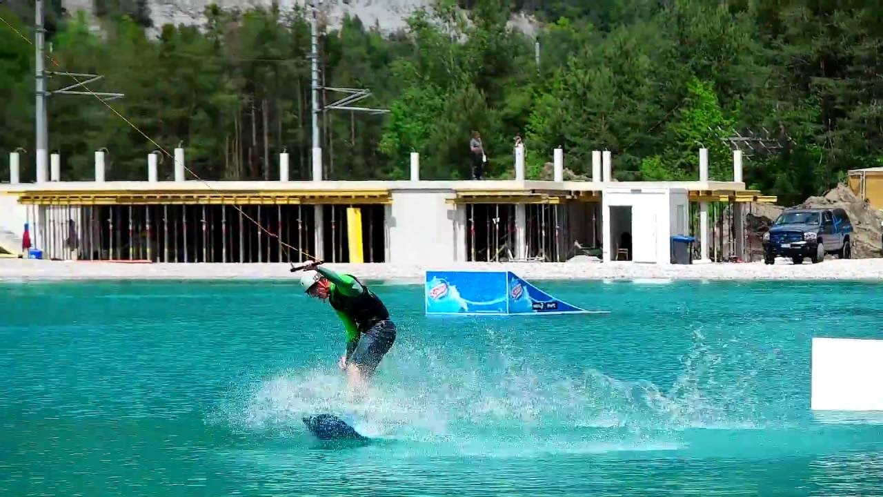 Ariano &#8218;Air&#8216; Blanik | Shredding area47